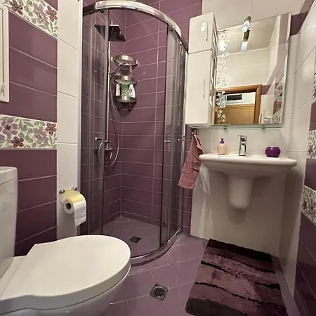 Lavender, Near To Airport Апартаменты София